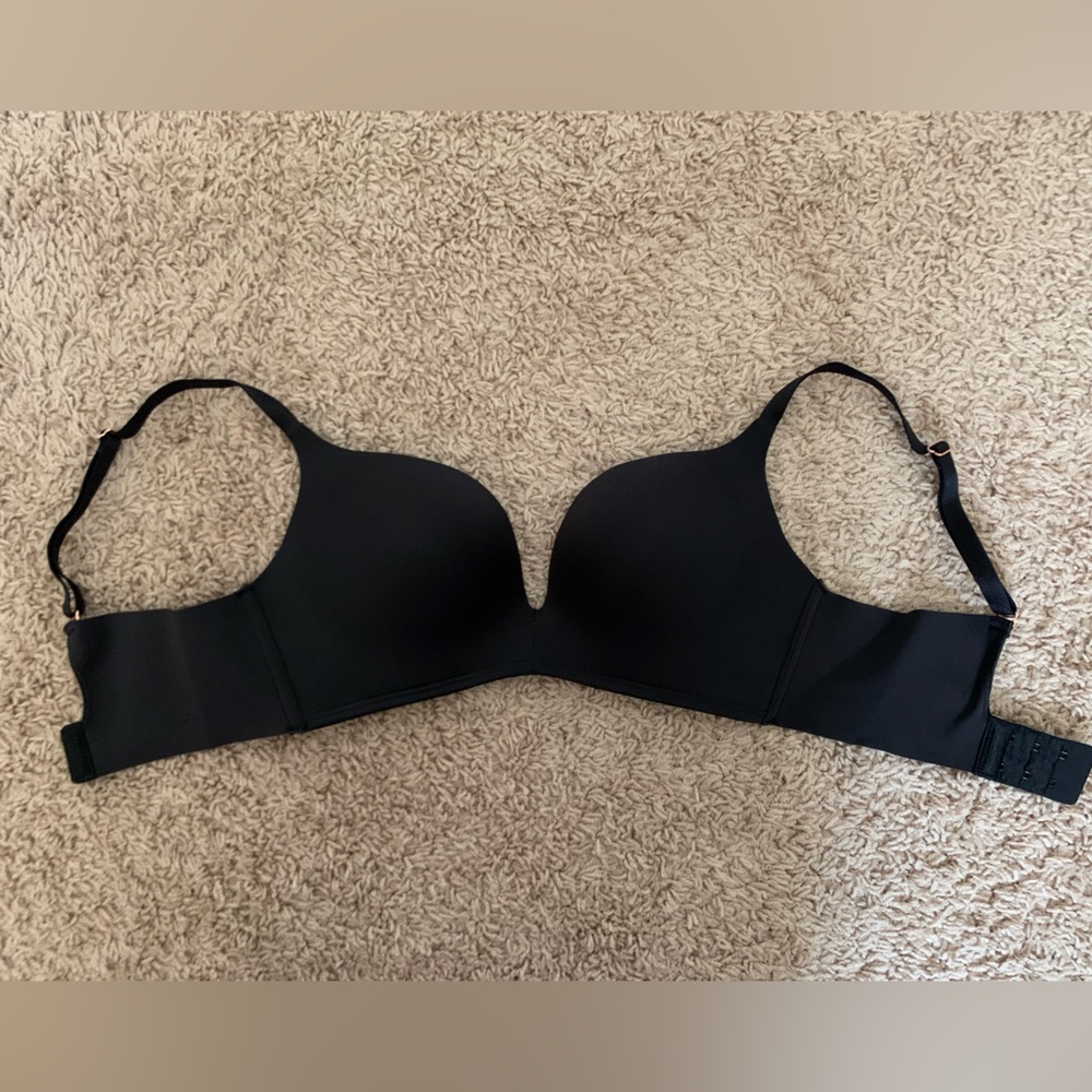32C - maidenform - black minimalist push up bra